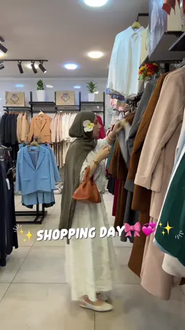 Come shopping with me 🛍️💞✨ 