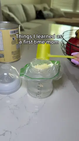 Things I learned as a first time parent 🤭 easy way to make a bottle on the go #momhacks #babybottle #momtips #firsttimemom #parenting 