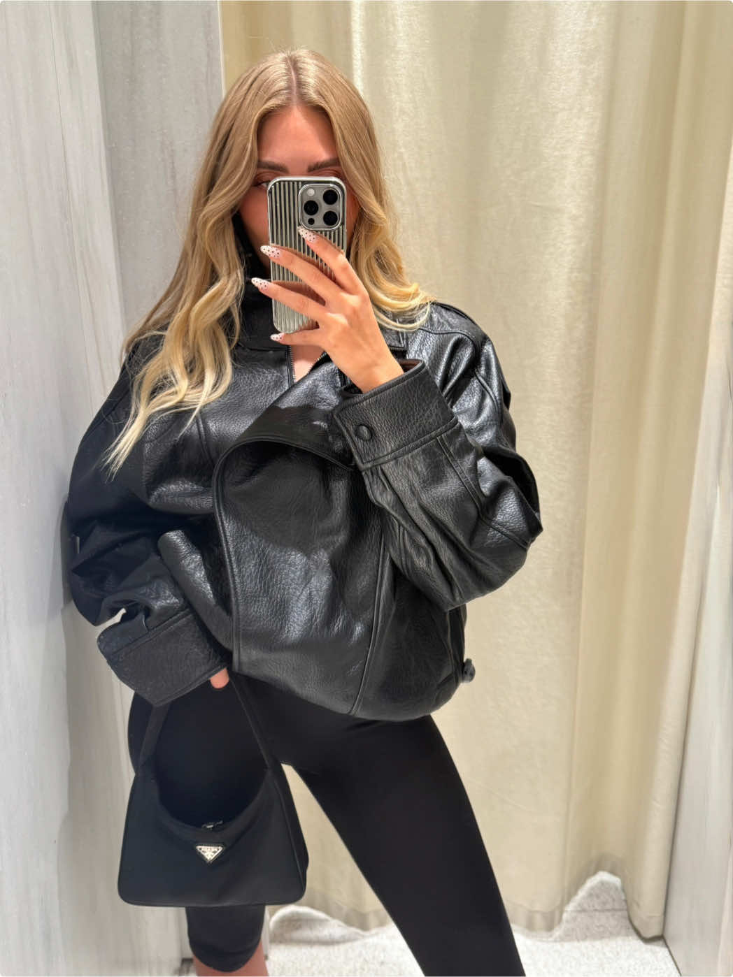 Leather jacket season is here 🖤 #fallfashion #leatherjacket #zarajacket #fashiontok 