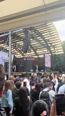untz untz 💜 #kpopdemonhunters #koreanculturefestival #kpop #koreansktkulturcenter #huntrix 