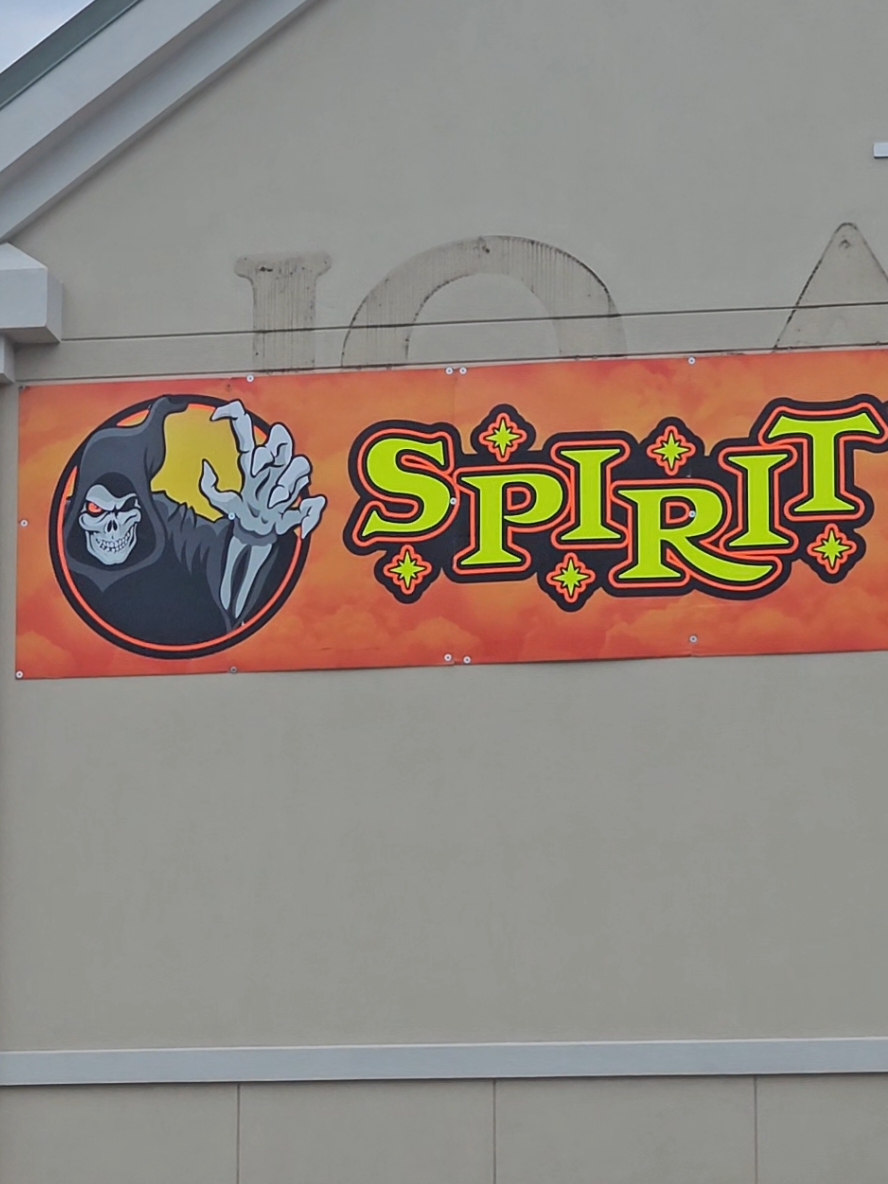 First Spirit Halloween Visit of the year! I can't wait for it to fill up more!!! Im excited @Spirit Halloween When are u dropping the rest of your indoor decor? #spirit #halloween #🎃  #spirithalloween 
