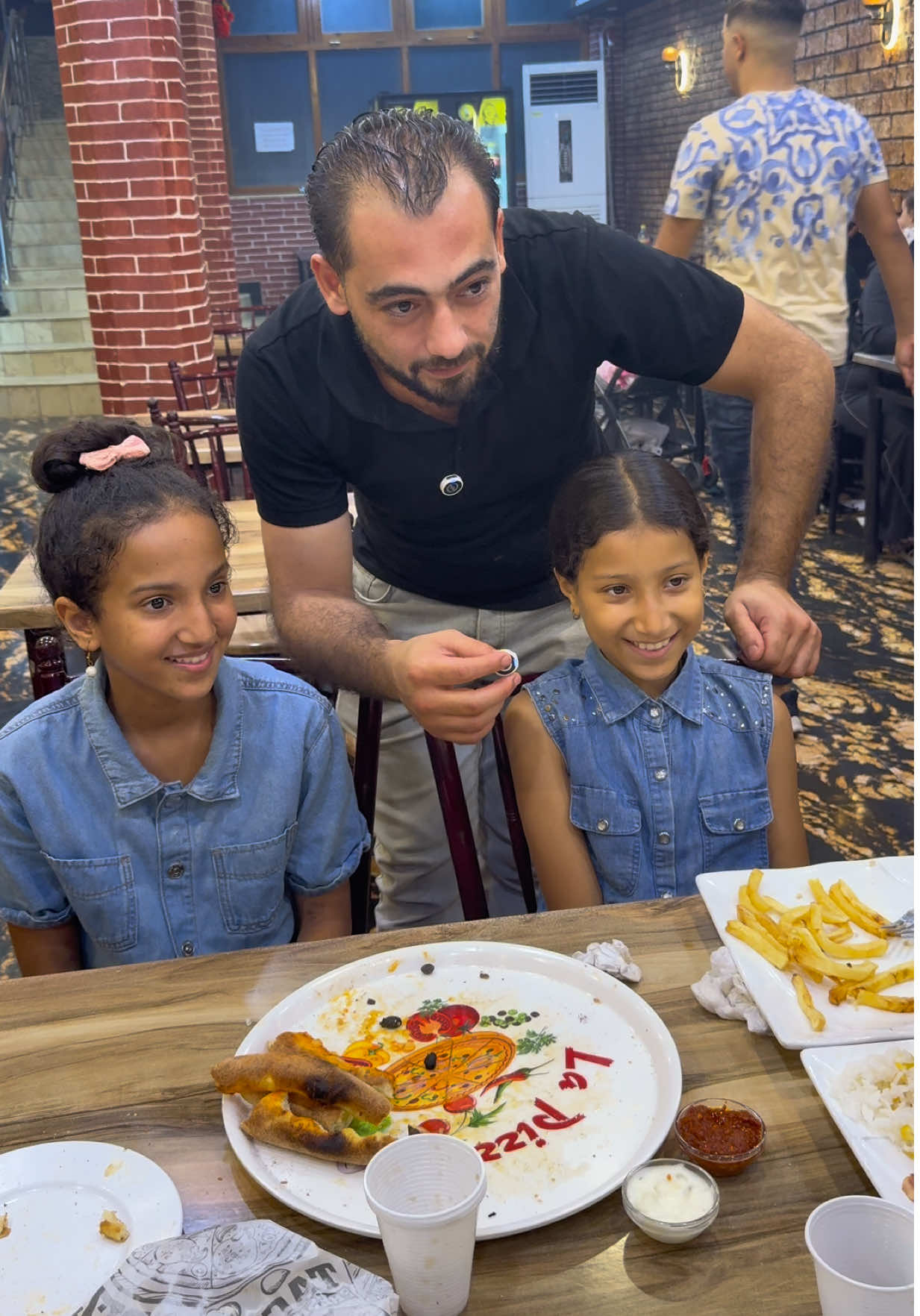 #🧑🏻‍🍳ahmaduse🤪 #اكسبلور #ترند #ترند_تيك_توك #tiktoklive  @ahmaduse31  @ahmaduse31  @ahmaduse31 