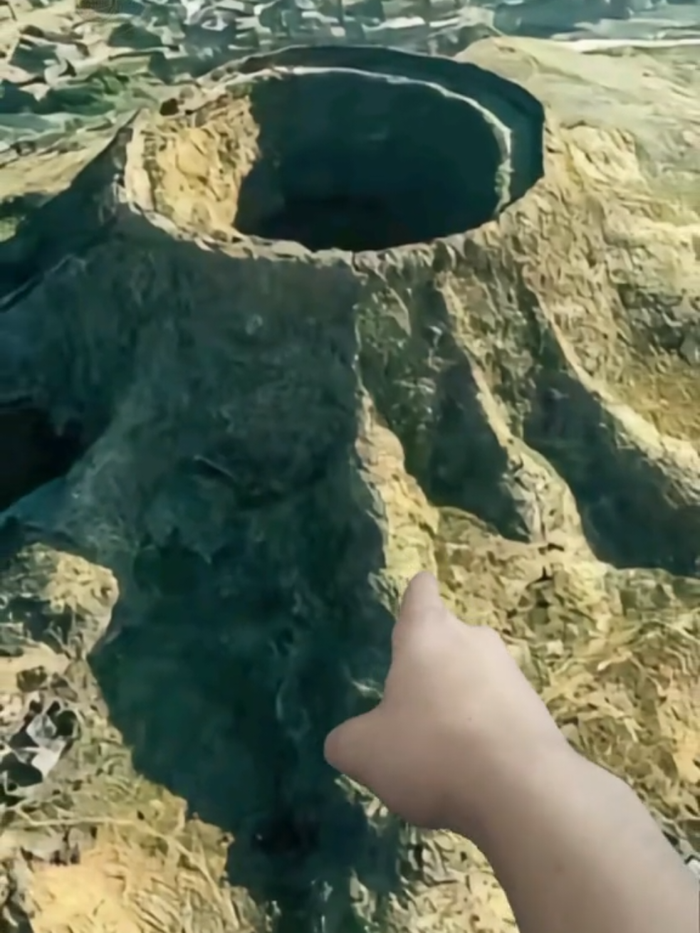 .#ancient #technology #giant #hand #cifcuriosidadesofc