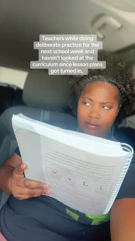 Honey idk what this lesson about. #teachertok #educatorsoftiktok #teachercomedy 
