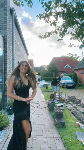 Wollte eigentlich meinem Vater helfen… 😂😂#viral #tiktokgermany🇩🇪 #shqiptaretneperbote🇦🇱🌍 