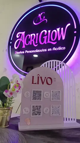 ✨PORTA QR PERSONALIZADOS ✨ Ideales para todo tipo de negocios o emprendimientos  📲75048375 #NegociosBolivia #acrilico #Emprendedoras #emprendimiento 