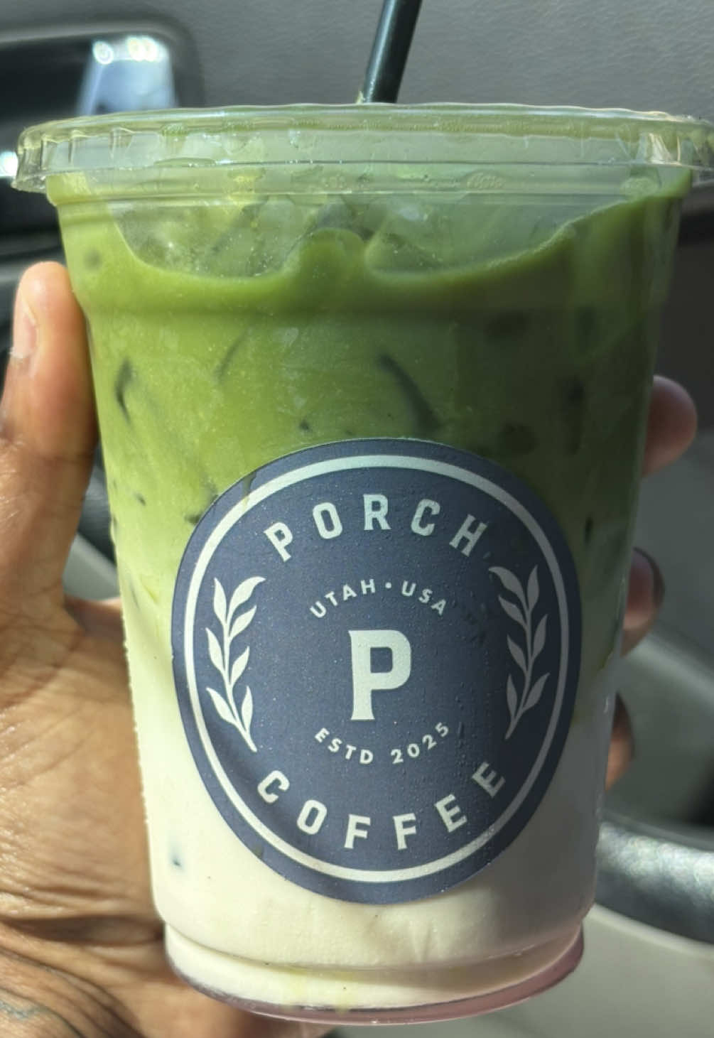 A lavender matcha latte with oat milk 🧊 yummmmm 🫶🏾  #matcha 