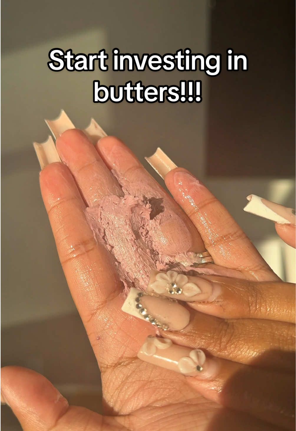 U need to invest more in butters and sealants for your hair care routine!🌺 #naturalhair #hairbutter #lengthretention #type4hair #hairgrowth 