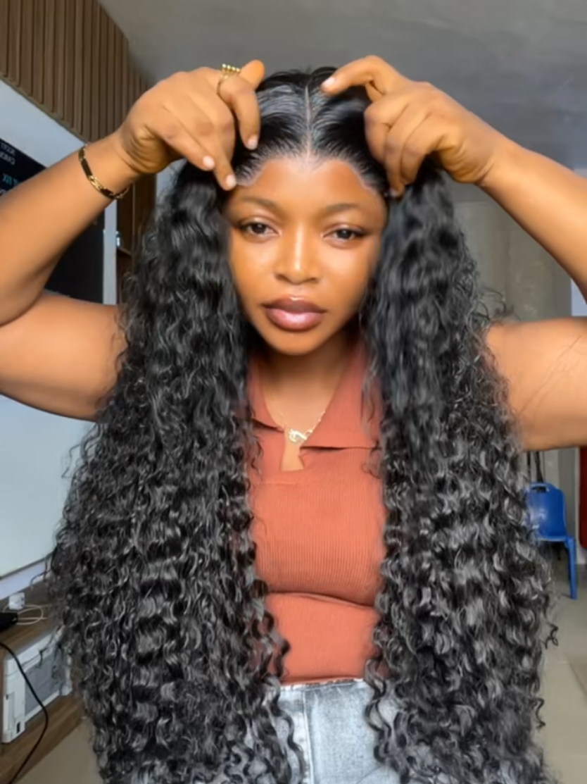 Absolutely beautiful 😍|Free Curls Keeper on all orders and Limited stock Available ✨️  Orders via DmlClick link to wtsapp @@08176818670 Now   #affordablewigs #TeebiHairbrand #gluelesswigs #curlyhairstyles #shlllee 