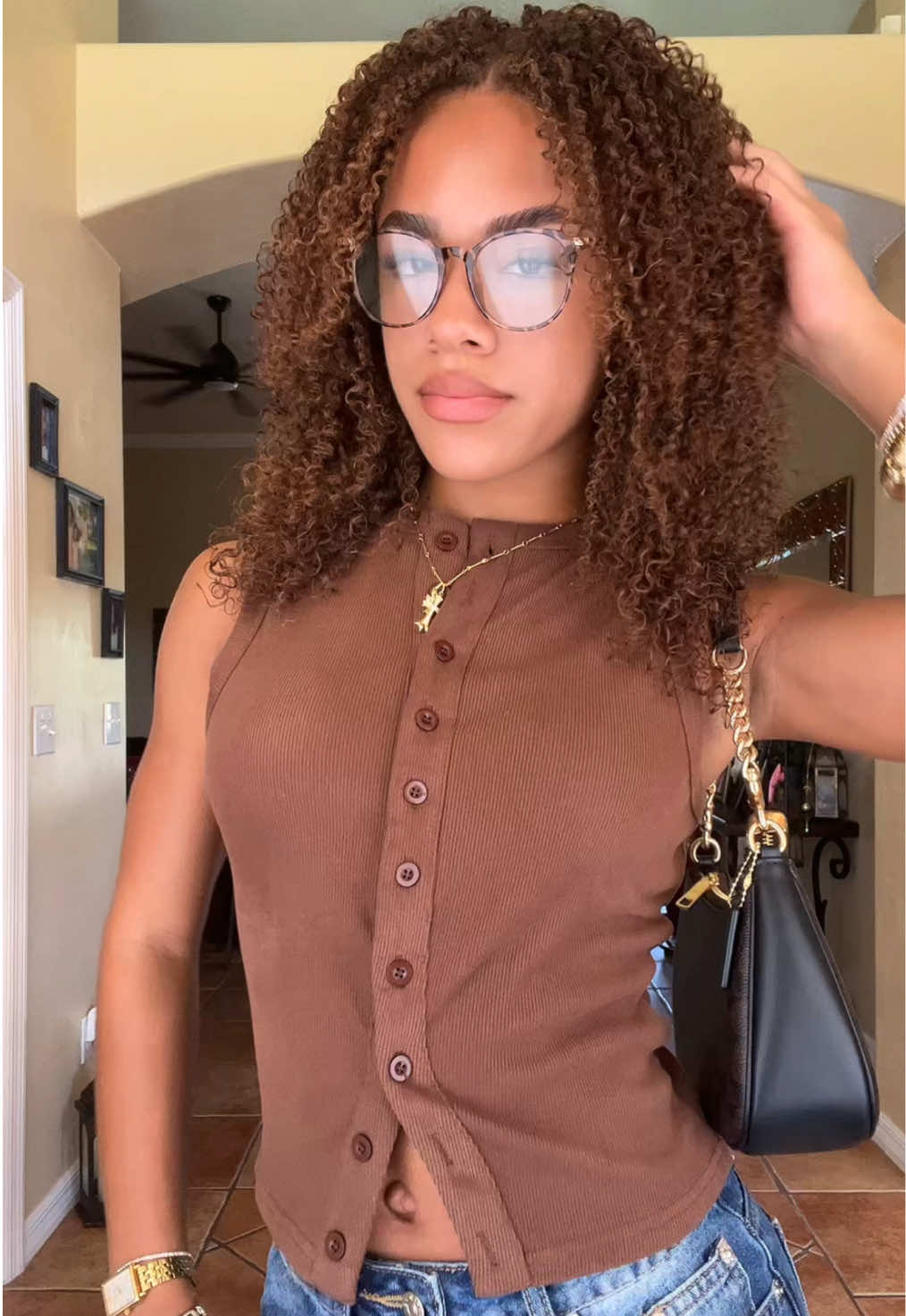 I love everything abt this fit🤎 #outfitinspo #midrisejeans #backtoschooloutfit #businesscasual #ttsfashionfinds @Katch Me Chic @Edikted @EVRY JEWELS  