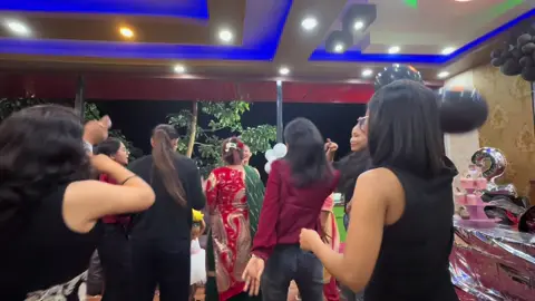 Boksiharu din bhari Kaha janxan hola🤔🤔🤔…….#nepal🇳🇵🇳🇵🇳🇵🇳🇵🇳🇵🇳🇵tiktoklover #foryou #viralvideotiktok #tejprogram #goviral @Sarita lama @Peach iced tea 🧊 @Mina Moktan @Ganga Tamang 