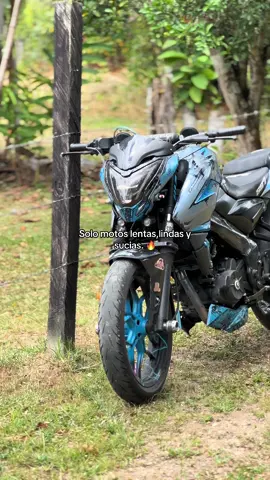 Nada más se necesita. 🦦 #biker#motos#ns200#colombia#motivation 