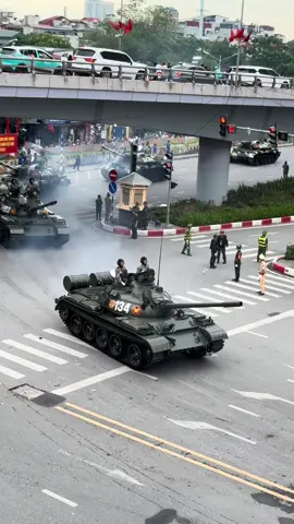 Tự hào quá Việt Nam tôi ơi #A80 #xetangbanhxich #xebanhlop #duyetbinh  #dieubinh  #khitaiquansu 
