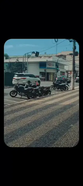4 farmácia na mesma rua KKKKKKK #viral #meme #happynation 
