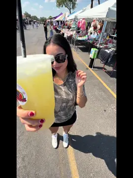 Happy Sunday 🤍 #fleamarket #sundayfunday #grwm 