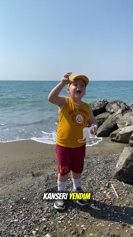Barış kanseri yendiii 🦁💛❤️instagrama koşun; miniksavascibaris . . . . . . #kanser #kanserdeğilbizgüçlüyüz #kansertedavisi #lösemi #cancerwarrior @Galatasaray 