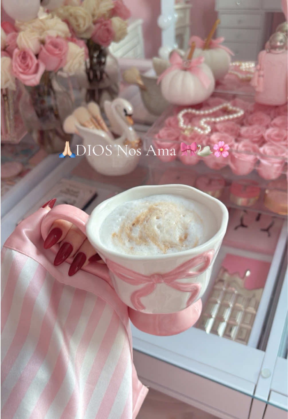 Feliz Domingo chicas 🫶🏻🙏🏻🎀🌸🦢✨ #diosesamor #pinklover #foryou #foryoupage #pinkasthethic 