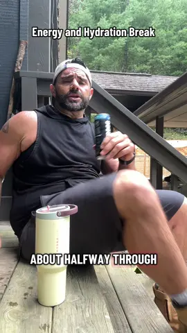 BOG JOB TO DO MAKE SURE YOU STAY COOL, HYDRATED AND ENERGIZIED WITH @Underdog Performance Drink Today’s flavor #blueraspberry #underdog #caffeine #energydrinks 