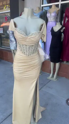 #bellamia89 #sanjosecalifornia #foryou #quinceañera #vestidoselegantes 