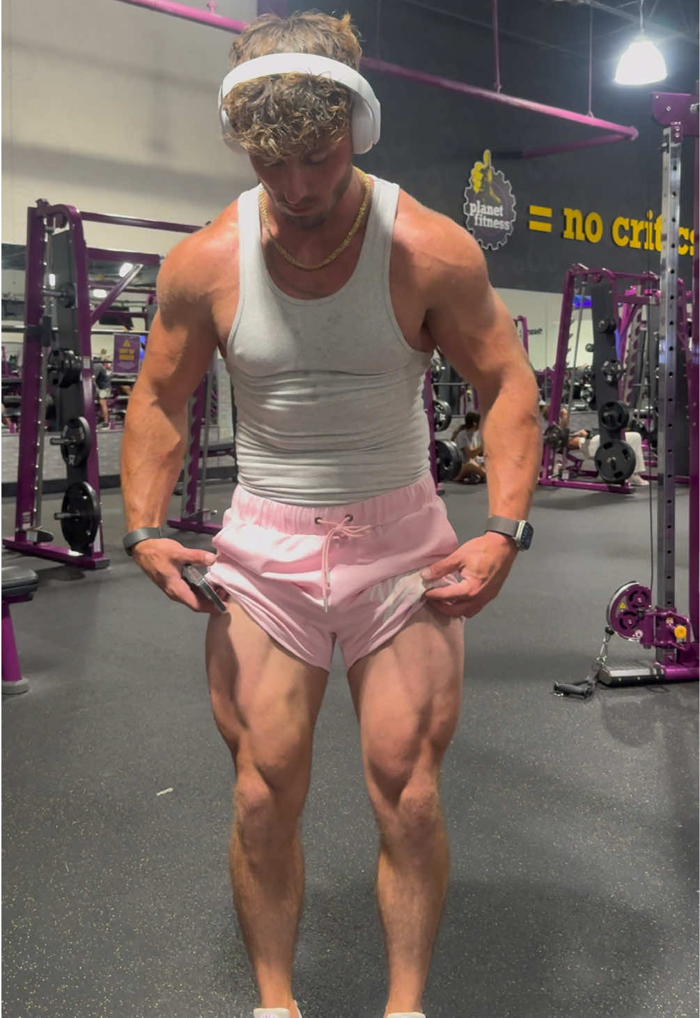 Just checking these gains #aesthetics #fypシ 