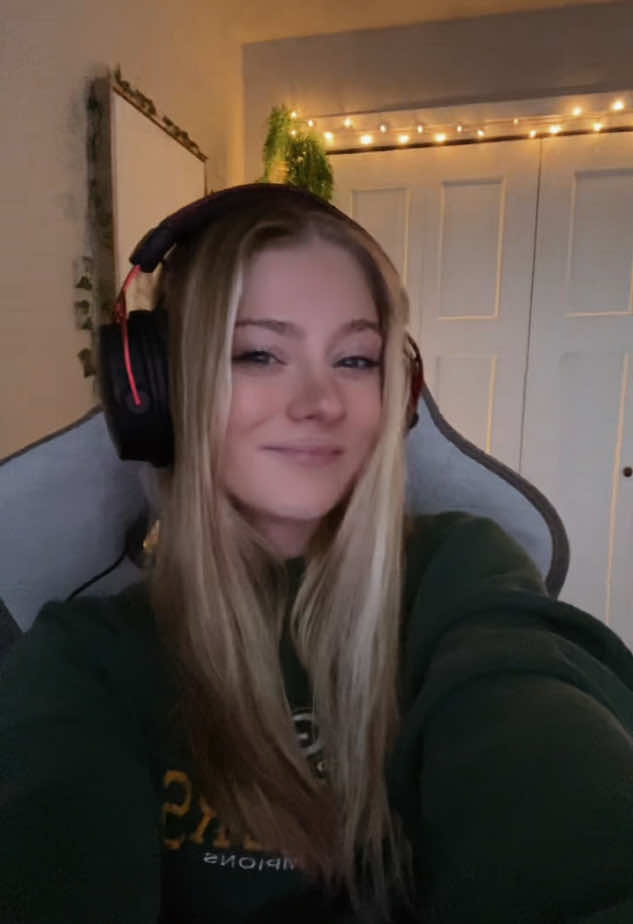 #twitchblondey_9