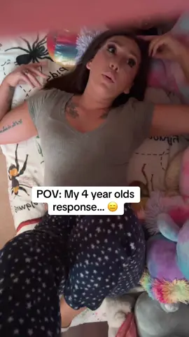 Ouch 😂😂 #toddlersoftiktok #toddlerlife #middlechildenergy #middlechild #momtok 