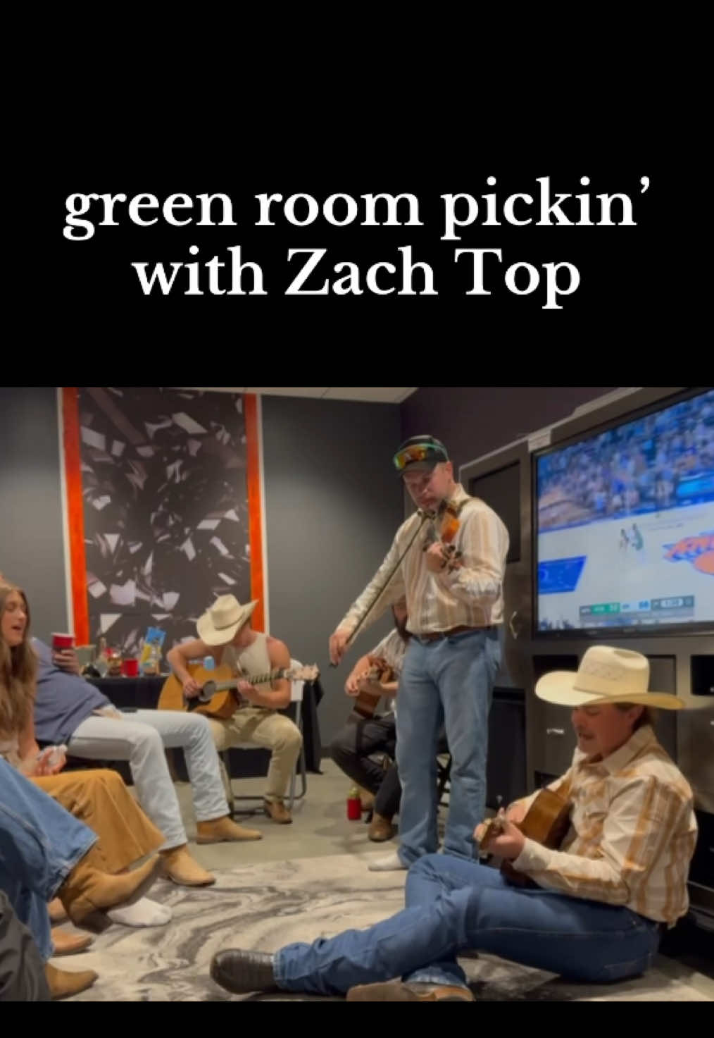 missing this crew! @Zach Top  #zachtop #OnTour #country #countrymusic 