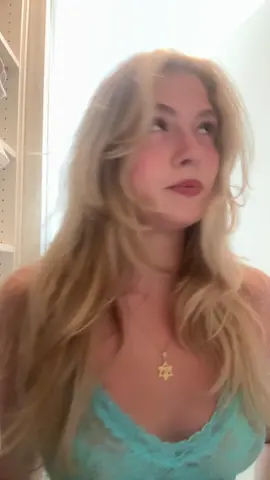 Vlog with me in my closet lol #wlw 