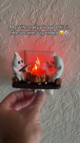 I’m just as excited! 😂 #halloween #spookyszn #spookyseason 