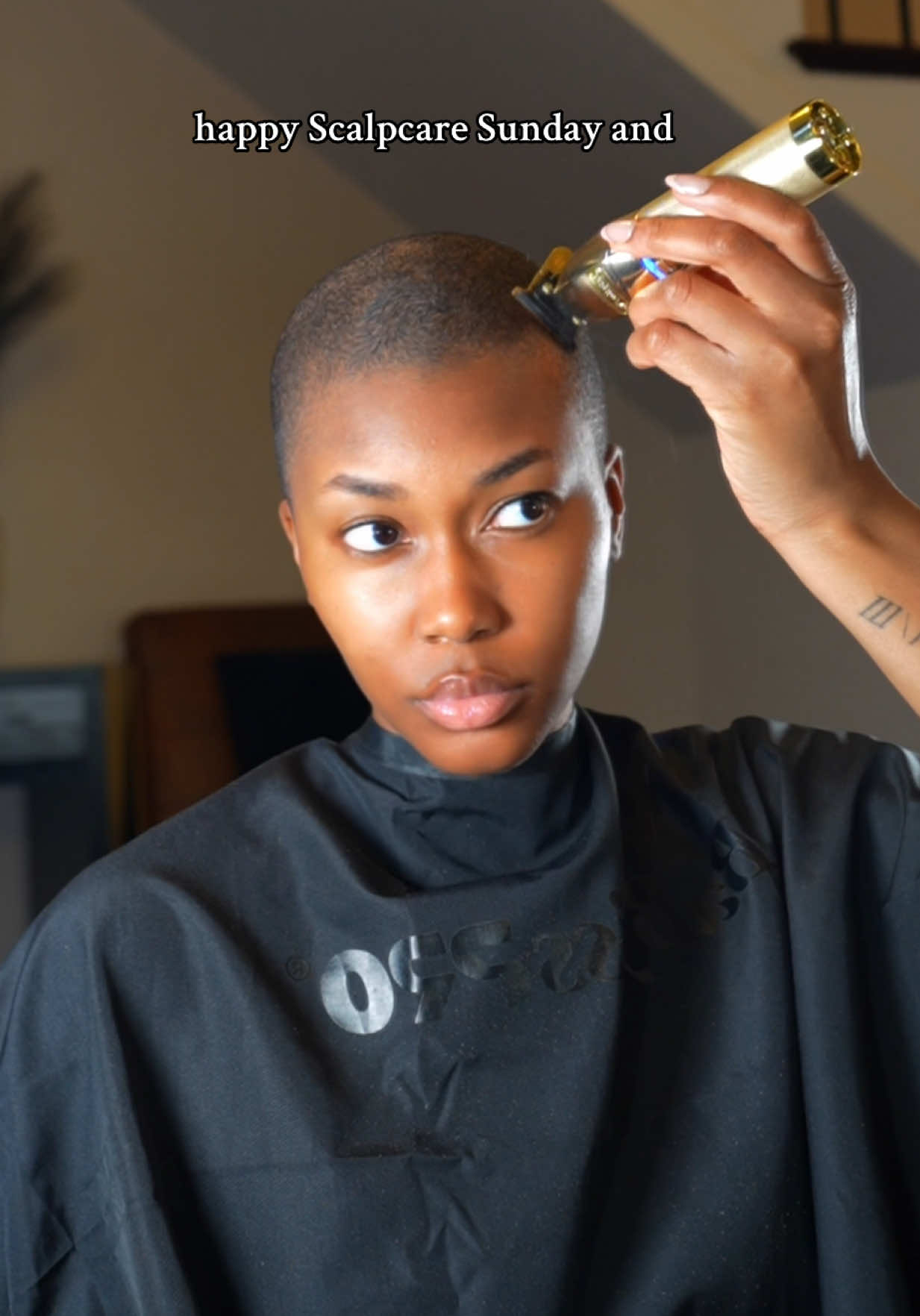 Scalpcare Sunday + Baldie Brunch Giveaway!! We’re 2 weeks away and I’m giving away 2 tickets to the Baldie Brunch 🥂 One for you + your Baldie bestie (or Baldie ally!). Head over to @BALDARE to see how to win. We might just be clinking champagne together at the Baldie Brunch 🤭 #scalpcaresunday #baldiebrunch #giveaway
