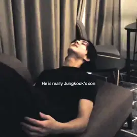 suddenly starting to do meaningless things while on live #yangjungwon #enhypen #jungkook #viralvideo #jungwonedit 