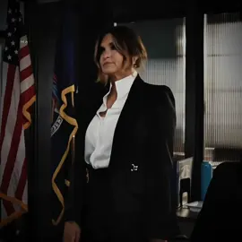LET ME SEE UR RUNWAY WALK | @a.mariska @chenoaxsvuedits @*ੈ✩‧₊Grace*ੈ✩‧₊ @ᴀʟɪ ⋆ ★ @𝐦𝐚𝐥𝐥 @amy💘 —#mariskahargitayedit #lawandorder #lawandordersvu #oliviabenson#svueditt 