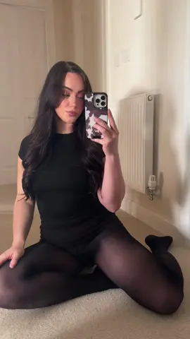 👸🏻#tights #tightsfashion #tightslover #OOTD #fyp 