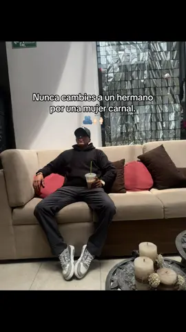 Nunca cambien a un hermano, por una mujer..?  #hermano #lealtad #Viral #fyp #foryou 