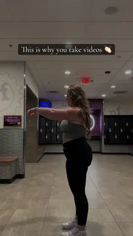 The snatching that’s happening 🥵 My start weight was 206 lbs My current weight is 196 lbs That 10 lb difference is absolutely insane.  No more complaining about “I’m only down 5lbs”… girlllll 🧐 that 5lbs is a bigger difference than you think.  Keep showing up 👏🏻 The boost in my bottom, the decrease in bloating, the tone… 🔥  I’m so proud of myself 🥰 #GlowUp #gym #gymmotivation #Fitness 