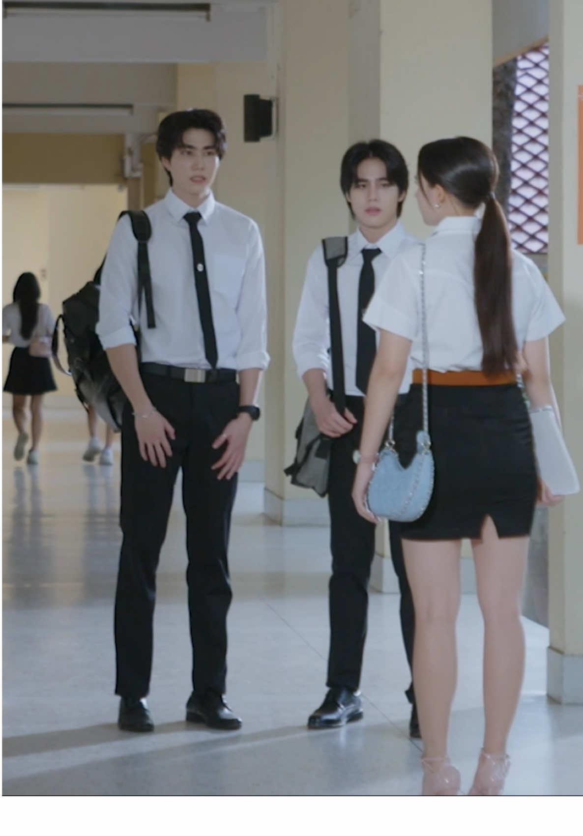HIGHLIGHT EPISODE.6 @top:) @diamond 😙 @Zen Youngblood  “เพื่อนกับแฟน….” 😟👌🏻❓ 🩵🤍 ดูสดพร้อมกันวันอาทิตย์ 23.00 น. ( 11.00 PM. ) ทางช่อง 9 กด 30 ออนไลน์บนแอป #VIU และ YouTube : Kongthup Channel —————- 🩵🤍 Watch the premiere on Sunday at 11:00 PM (Thailand Time) on Channel 9 (press 30), or Watch streaming via the VIU app and YouTube: Kongthup Channel. DM ONE MORE CHANCE #DoctorsMineEP6 #DOCTORSMINE #บันเทิงTikTok 