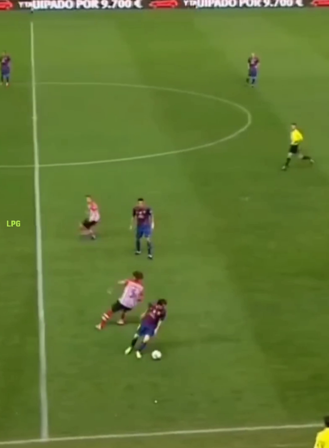 The greatest diver vs the greatest player 🔥☠️ #messi #lionelmessi #goat🐐 #viralvideos #footballtiktok #ronaldo #diving 