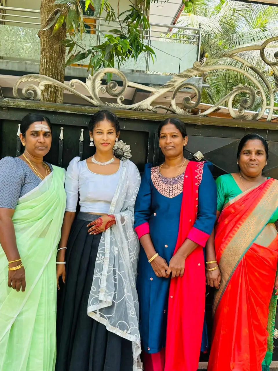 @𝑩𝒐𝒎𝒎𝒂 𝒌𝒖𝒅𝒅𝒚 🐻💫🤍 @sk kashmi tailoring @☠👻Sathu Jr❤🙈 #jaffna_ponnu👑🦋🖤🤎 #trending?song🔥⚚☯dhanuwa꙰✶༺☠😎 