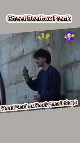 Pulled out the mic on the street and dropped beats so real people thought it was a speaker! 😂🎤🔊 #StreetBeatbox #PrankTime #SoundCameFromMe #BeatboxVibes #FunnyReaction 