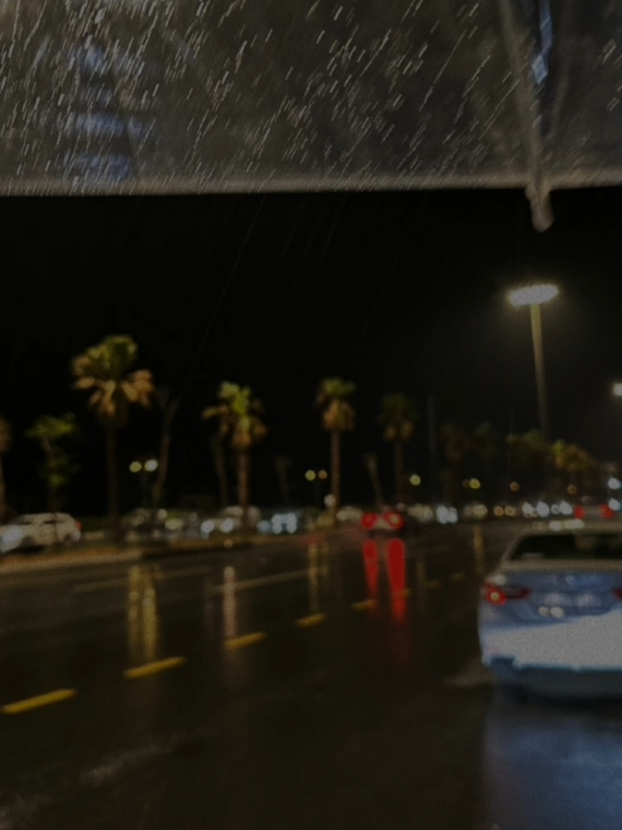 لا تجبرون المشاعر تستصيغ الكلام  دموعي اليا انزفت بكرة تشوفونها  خلوني أنام لو ماني بقادر انام  الضيقة اللي بصدري تكفي لحونها.. #منير_البقمي #قوالب_ساري #شيلات #اكسبلورexplore #CapCut 