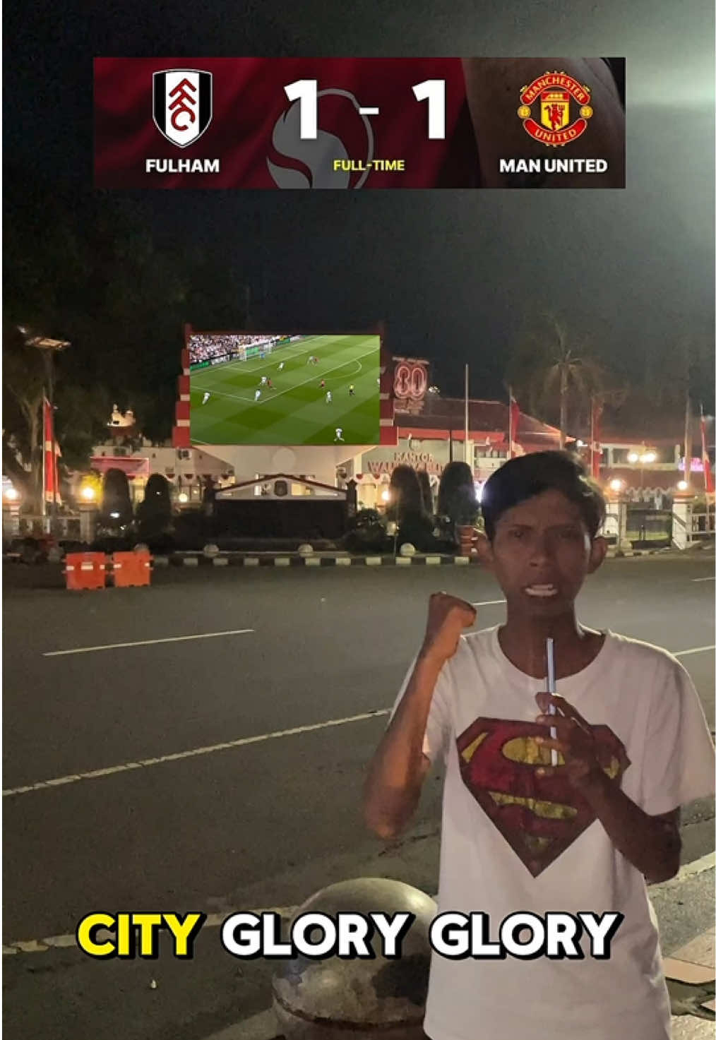 Dadi ngene critane, cah… @Manchester United @weareunited @Premier League #blitartengahwengi #ggmu #weareunited #blitar24jam #alunalunblitar      