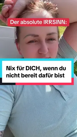 Wenn du kein Geld hast um zu sparen, musst du bereit sein, neue Wege zu gehen. ✨ Ich selbst gehe den Weg mit meinem Digitalen Business– jeder einzelne Post füllt Stück für Stück meine Ersparnisse für unsere Auswanderung. 🌴✈️  👉 Mein kostenloses Infovideo zeigt dir, wie das auch für dich aussehen kann. Aber: Nur wer wirklich bereit ist, etwas Neues zu wagen, wird am Ende frei. Bist du bereit? Schreib „Info“ in die Kommentare. #auswandern #freiheit #digitaleprodukte #neuewege