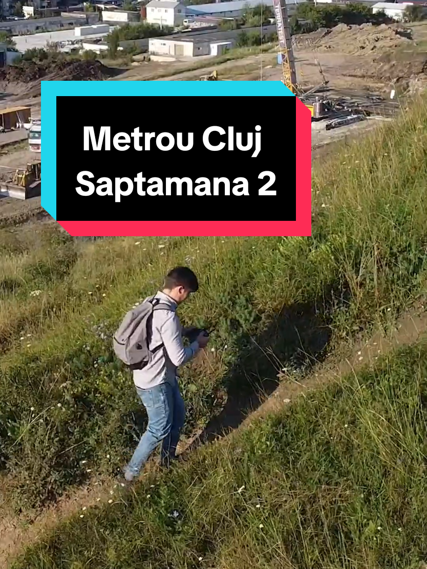 🌐 Cu ochii pe Metrou Cluj: Monitorizare Săptămână 2 🌐 ✅ În️ 20 august, pe latura nordică, vedem că săpătură până la cota 0 a fost finalizată, astfel încât s-a putut continua platforma de beton și grinda de ghidaj. ✅️ Începând cu 11 august 2025 se lucrează la construcţia puțului de lansare pentru cele două masini de forat tuneluri (TBM - Tunnel Boring Machine), structura subterană esenţială de unde vor porni galeriile metroului din Cluj. #cluj #floresti #metrou #santier  #antoniomiclea 