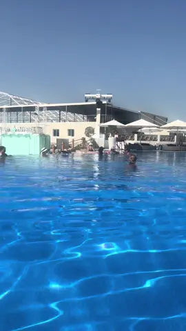 Pool Party Days In Dubai! @zerogravitydubai  Message me for information on ladies day at zero gravity! #zerogravity #dubai #zerogravitydubai #jollydays 