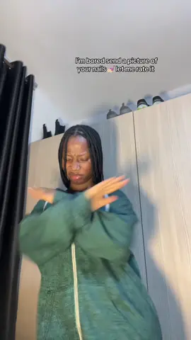 Feel free to show me all the nails you’ve had on 🥹