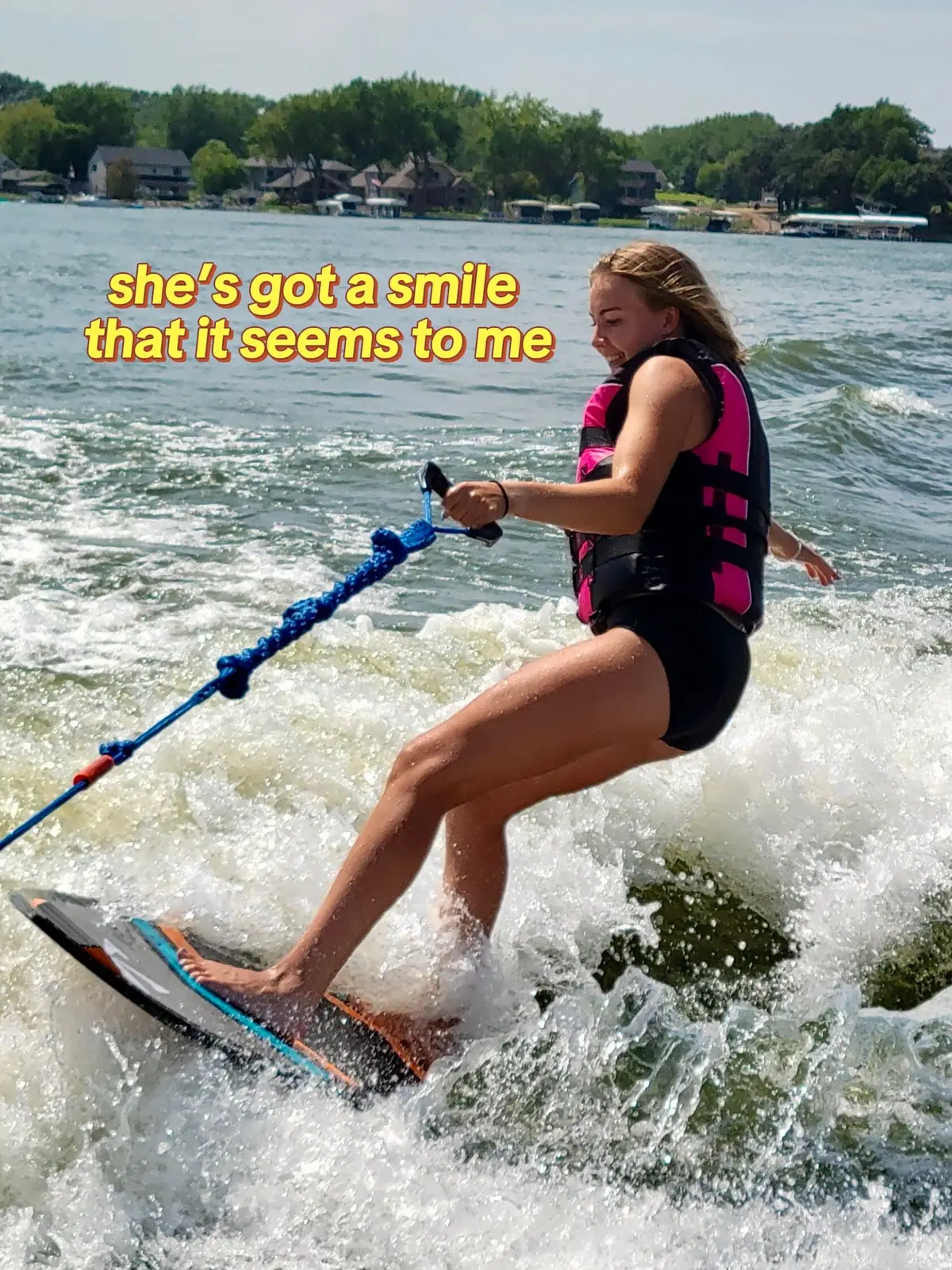 #sweetchildofmine #throwback #lakelife #lakegirl #wakesurf #surf #surfing #ski #skiing 