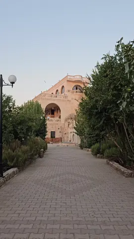 Uzak Şehirin Albora konağıindan herkeze kucak dolu selamlar olsun 🥰🏵️#debasokonaği #uzakŞehir #cihanalbora #alyaalbora #alborakonağı 