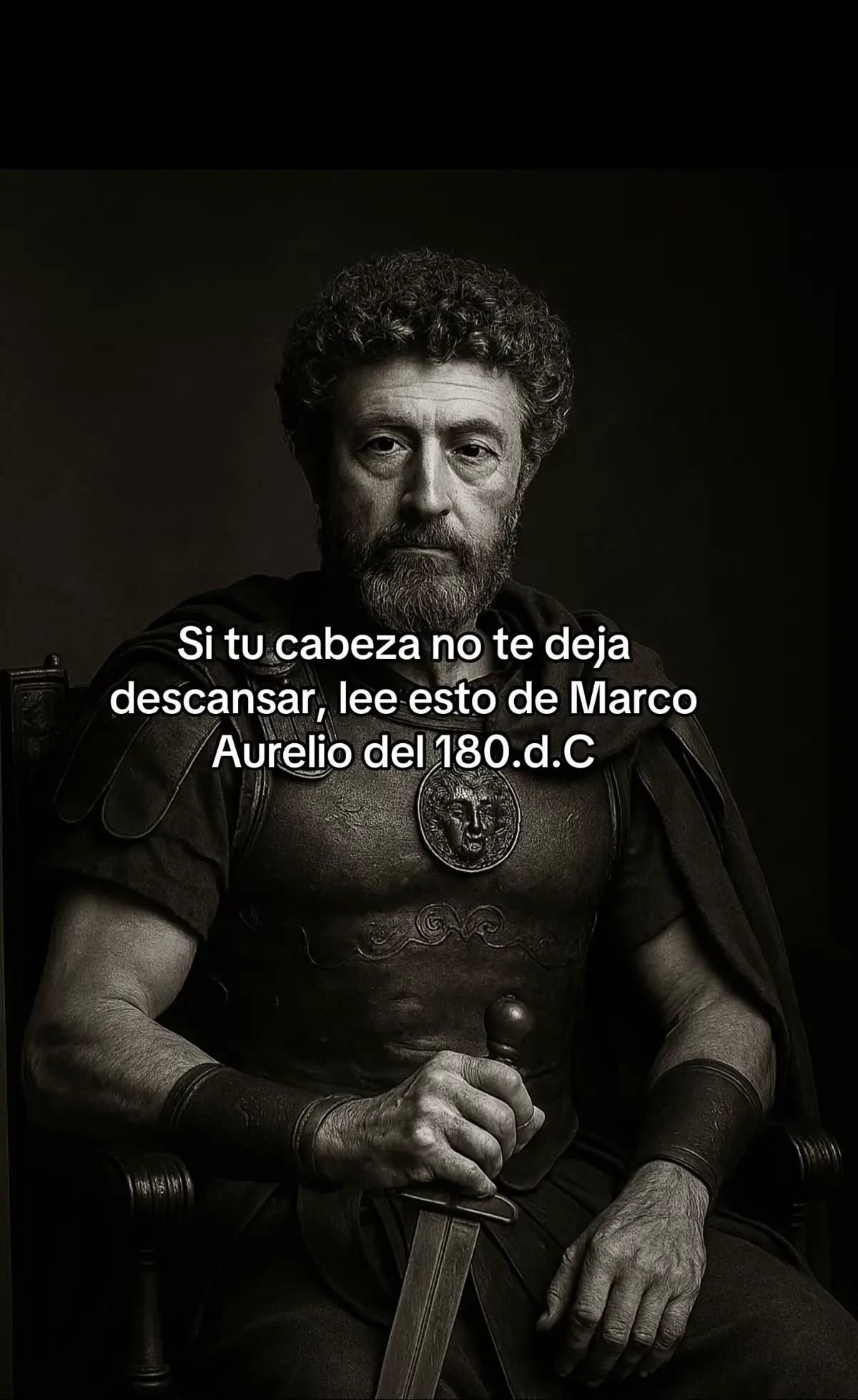 Tu mente puede ser tu refugio… o tu prisión. Tu controlas lo que piensas, y si no entrenas tus pensamientos, ellos te entrenan a ti. No esperes que el mundo te dé paz. Entrénate para encontrarla dentro. #frases #motivacion #reflexion #marcoaurelio #estoicismo 