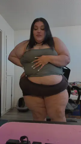 Sunday Funday 🙂 #fypシ #fyp #bbws #ssbws #bodypositivity 