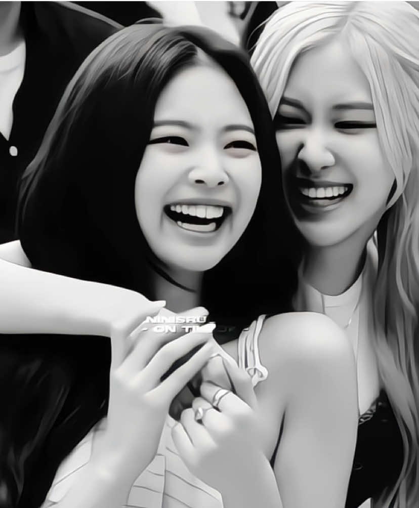 — #CHAENNIE - Eu i a best Brubruh(vulgo minha futura cunhada)somos terríveis veyKKKKKKKK,ngm supera nois nas fofocas 😝😝o flop vem cara😭 - (ib :: @— 𝓡afa 🐼 (𝓙ennie's 𝓖f) ) #chaennie #fyp #ninisrubyzx 